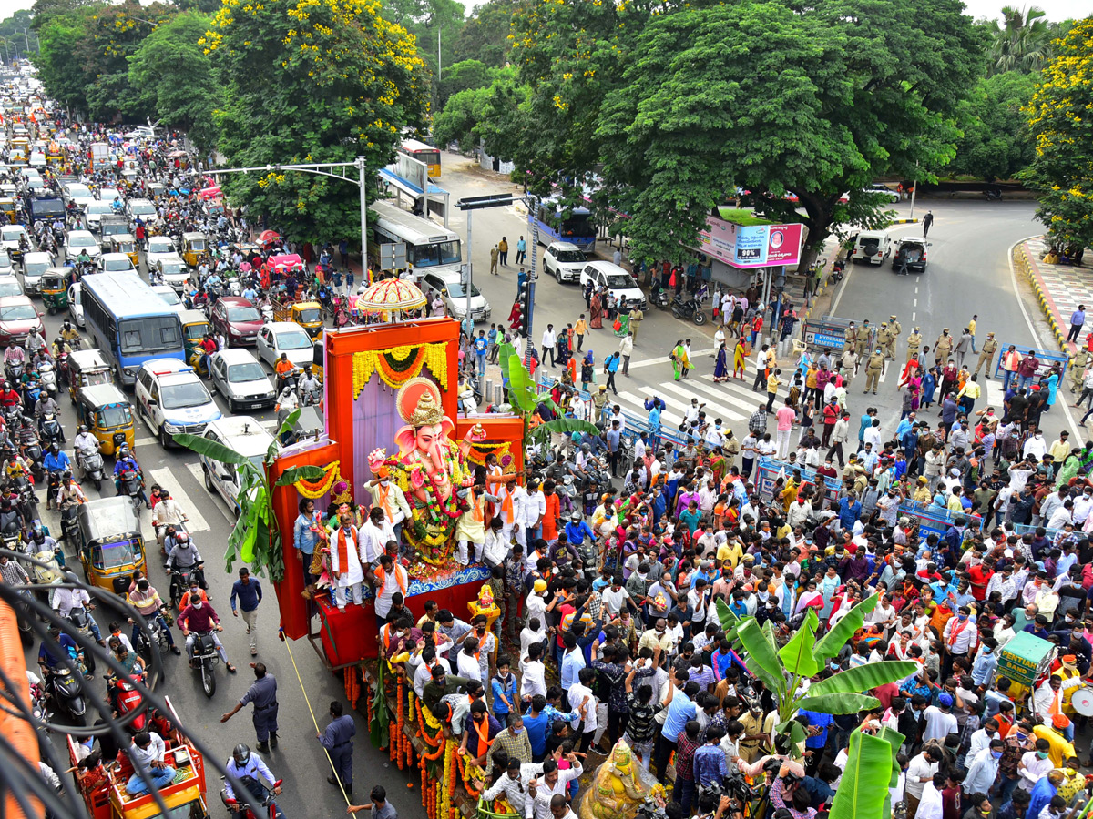 Khairatabad Ganesh Nimajjanam 2020 - Sakshi6