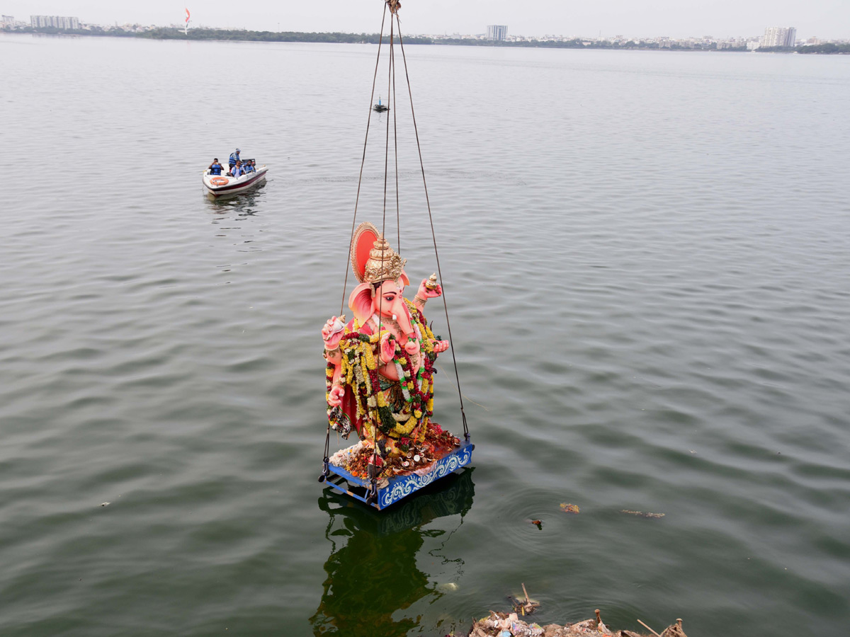 Khairatabad Ganesh Nimajjanam 2020 - Sakshi7