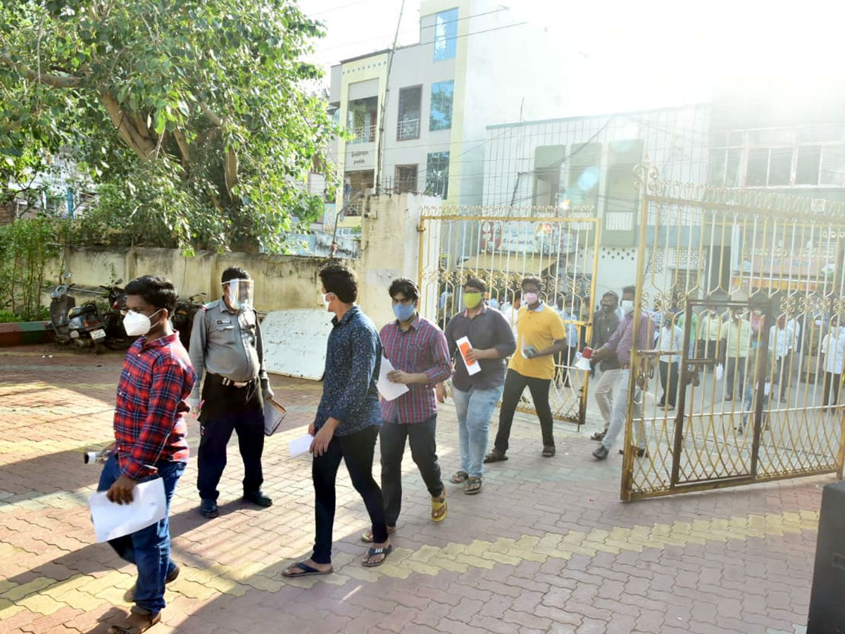   JEE Main Exam Begins Photo Gallery - Sakshi1