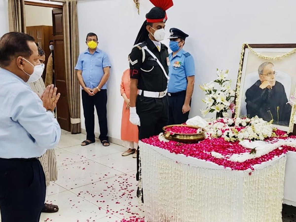  Political leaders pay their last respect to former President Pranab Mukherjee Photo Gallery - Sakshi8