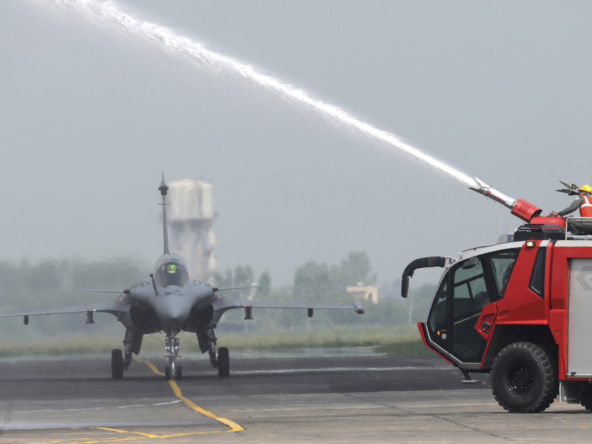 5 Rafale Jets Join Indian Air Force Photo Gallery - Sakshi17