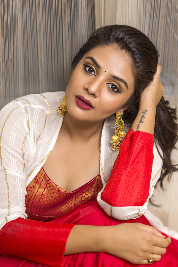 Sreemukhi New Stills Photo Gallery - Sakshi4