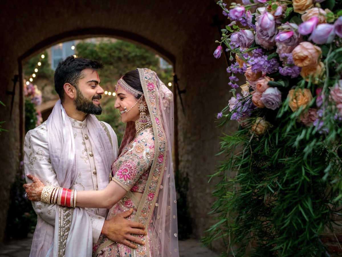 virat kohli and anushka sharma Photo Gallery - Sakshi10