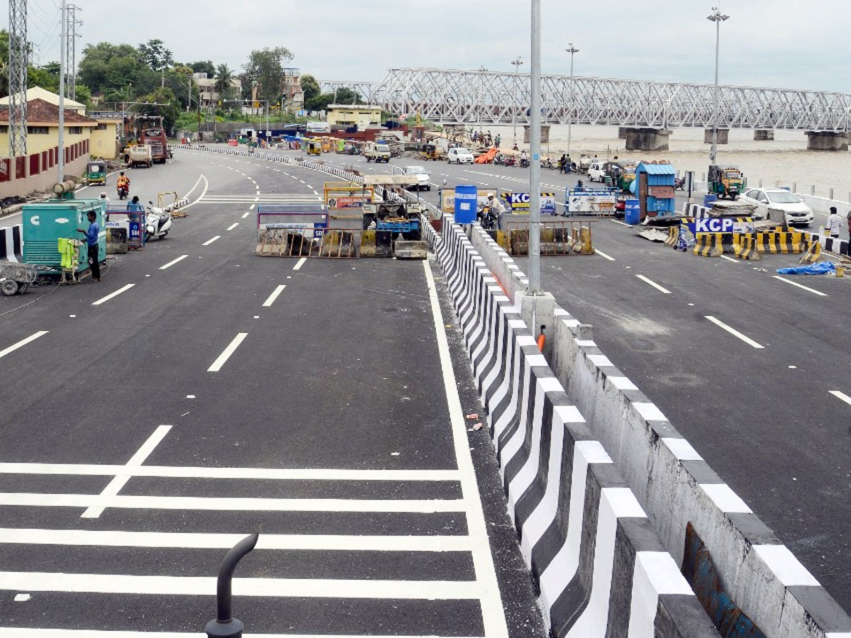 vijayawada kanaka durga flyover latest photos Photo Gallery - Sakshi6