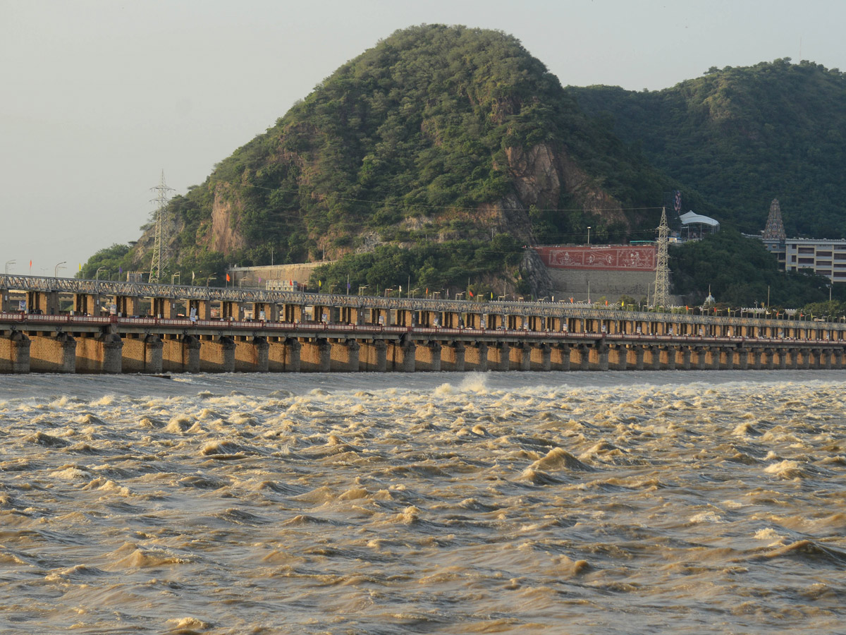 Heavy Waterfall in Krishna River Photo Gallery - Sakshi16