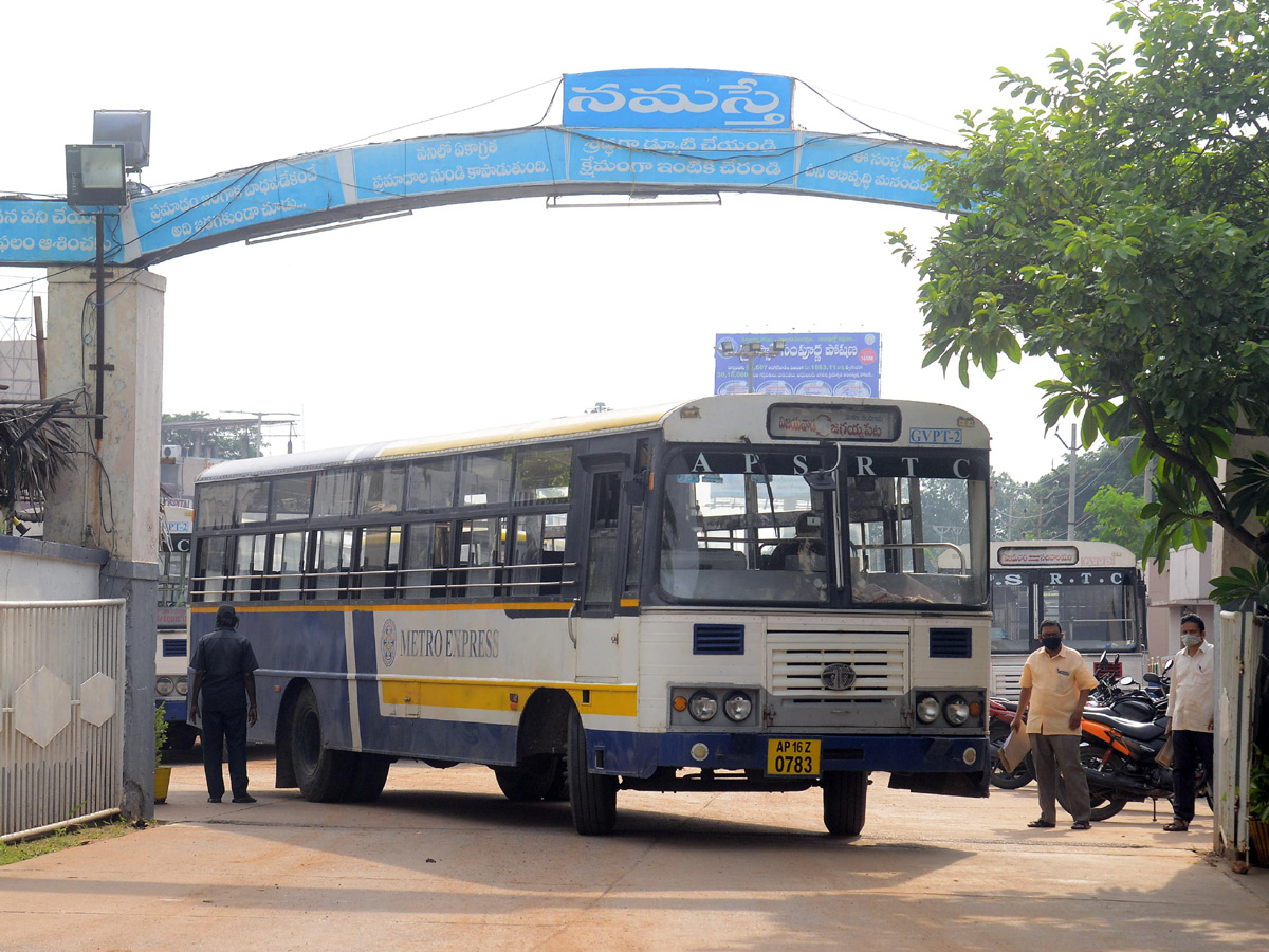  APSRTC bus services to start from tomorrow in Andhra pradesh Photo Gallery - Sakshi6