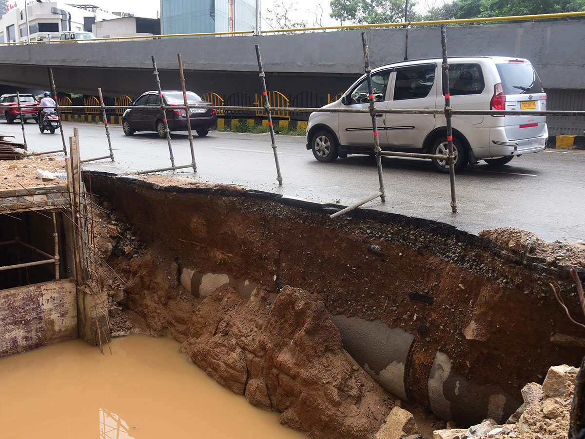 Heavy Rains in Hyderabad Photos - Sakshi12