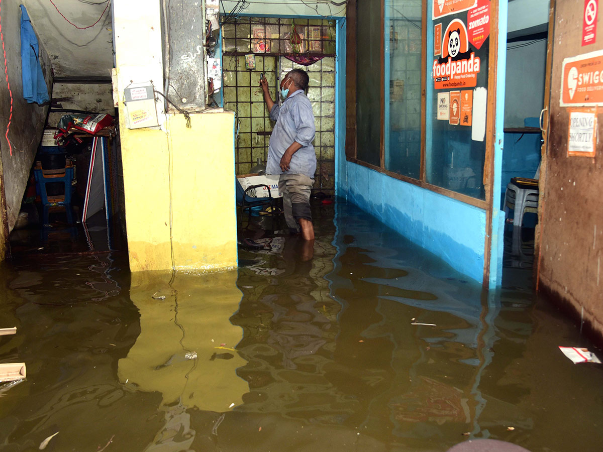 Heavy Rains in Hyderabad Photos - Sakshi2