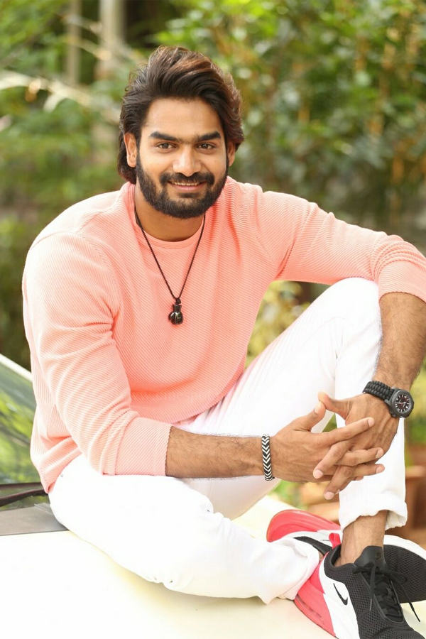 hero kartikeya photos - Sakshi10