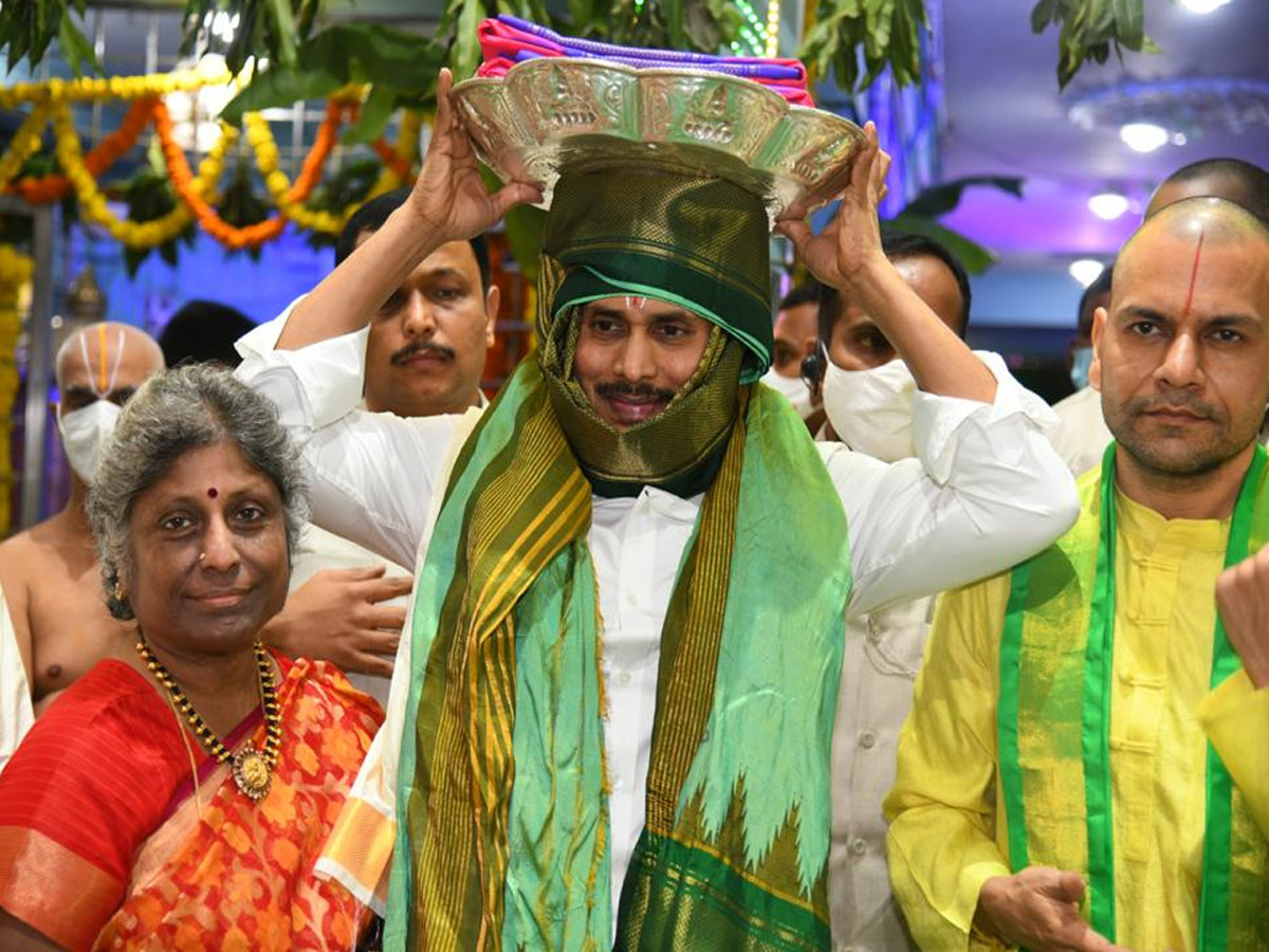 CM YS Jagan Participate Srivari Brahmotsavam At Tirumala - Sakshi5