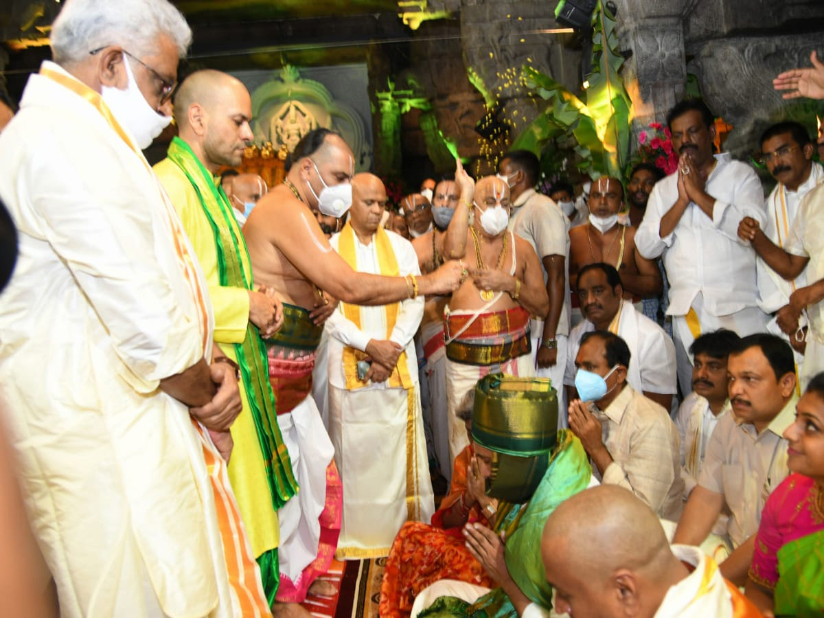 CM YS Jagan Participate Srivari Brahmotsavam At Tirumala - Sakshi27