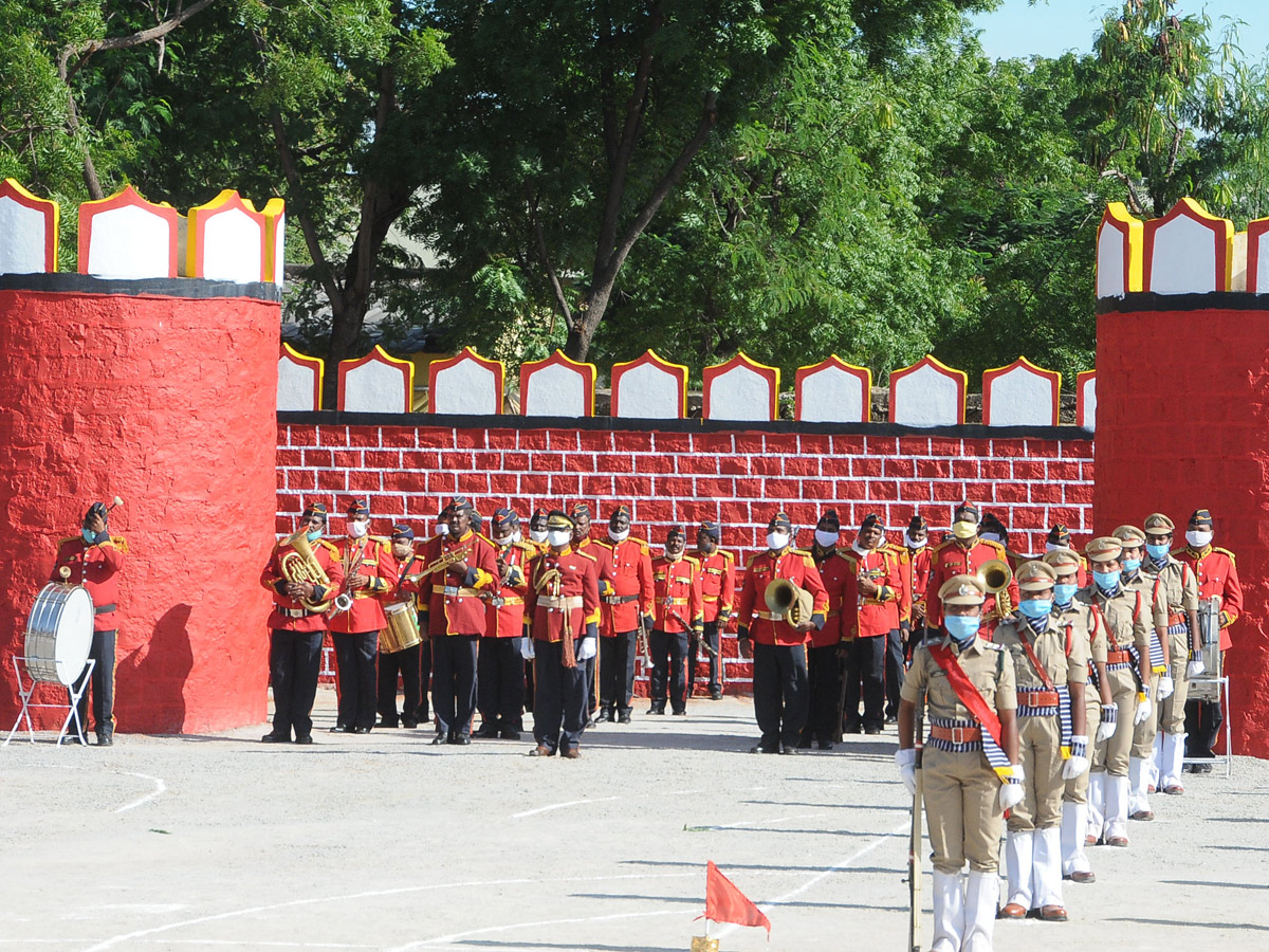 Training SI Parade Reharsal at Anantapuram Photos - Sakshi10