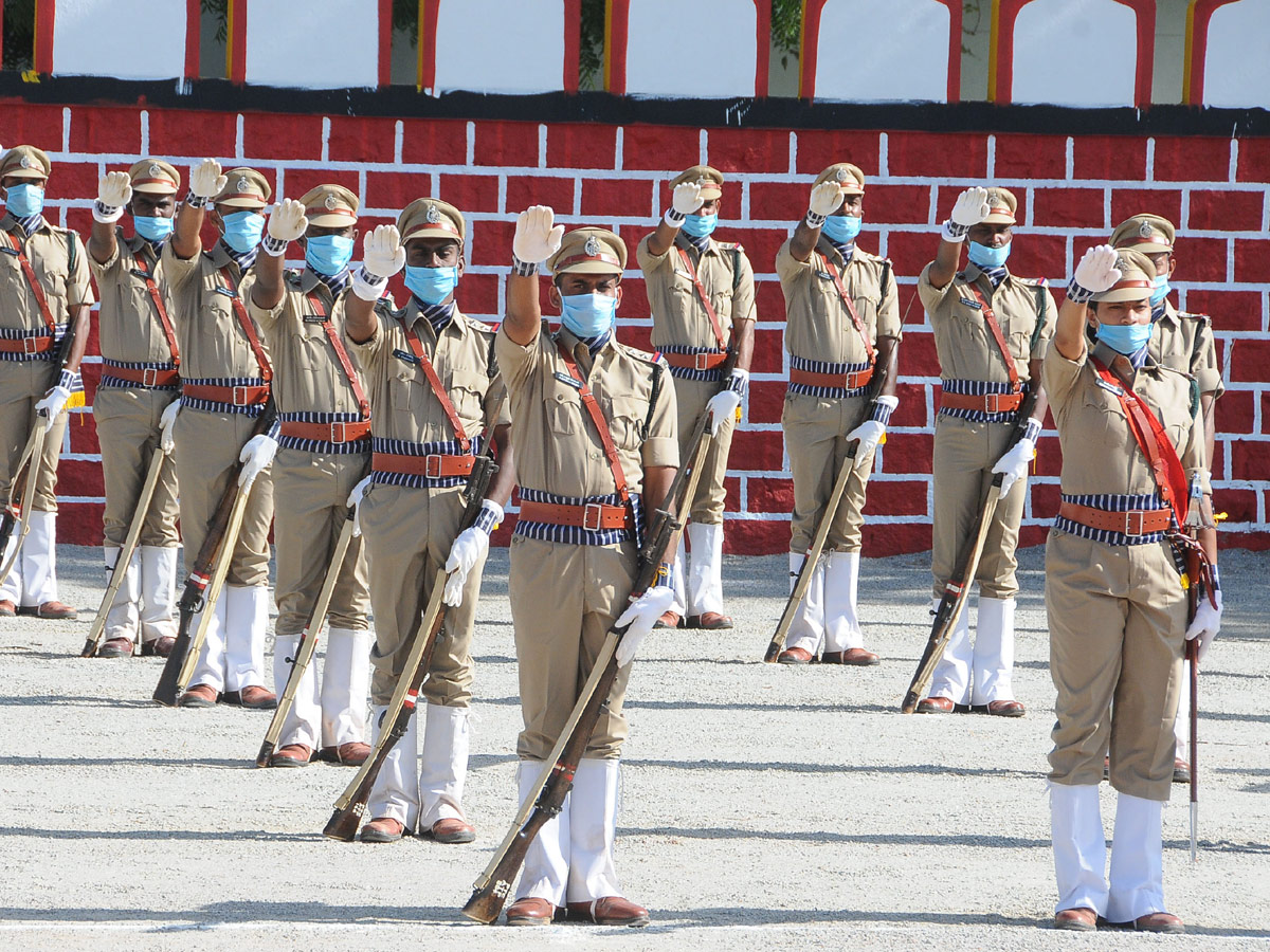 Training SI Parade Reharsal at Anantapuram Photos - Sakshi14