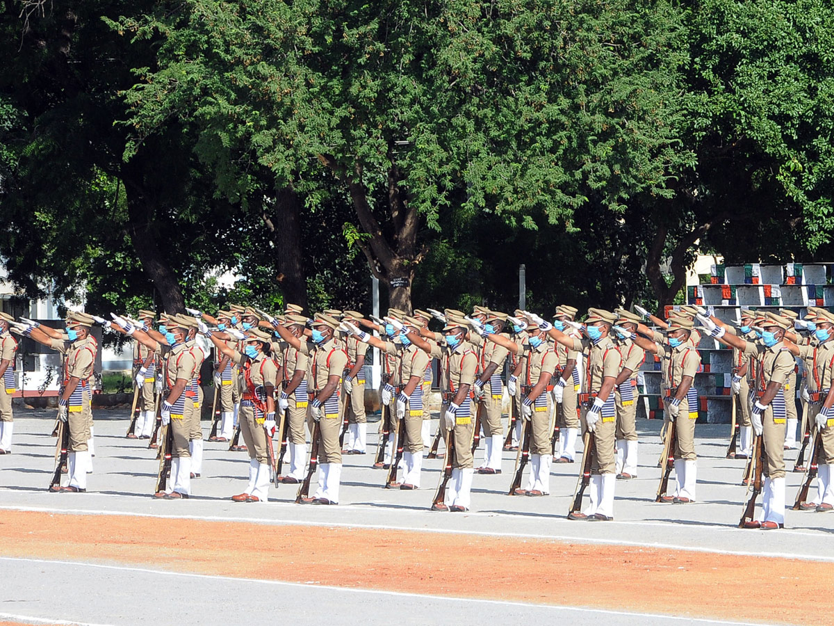 Training SI Parade Reharsal at Anantapuram Photos - Sakshi16