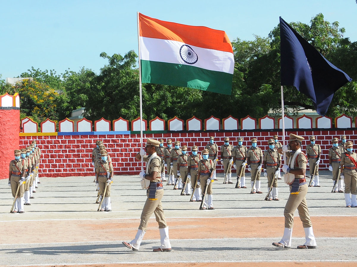 Training SI Parade Reharsal at Anantapuram Photos - Sakshi17