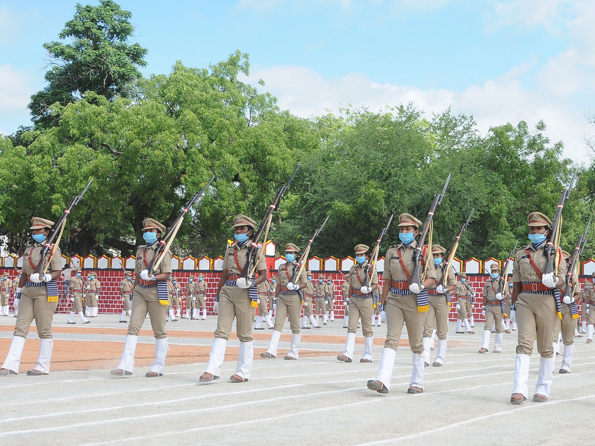 Training SI Parade Reharsal at Anantapuram Photos - Sakshi6