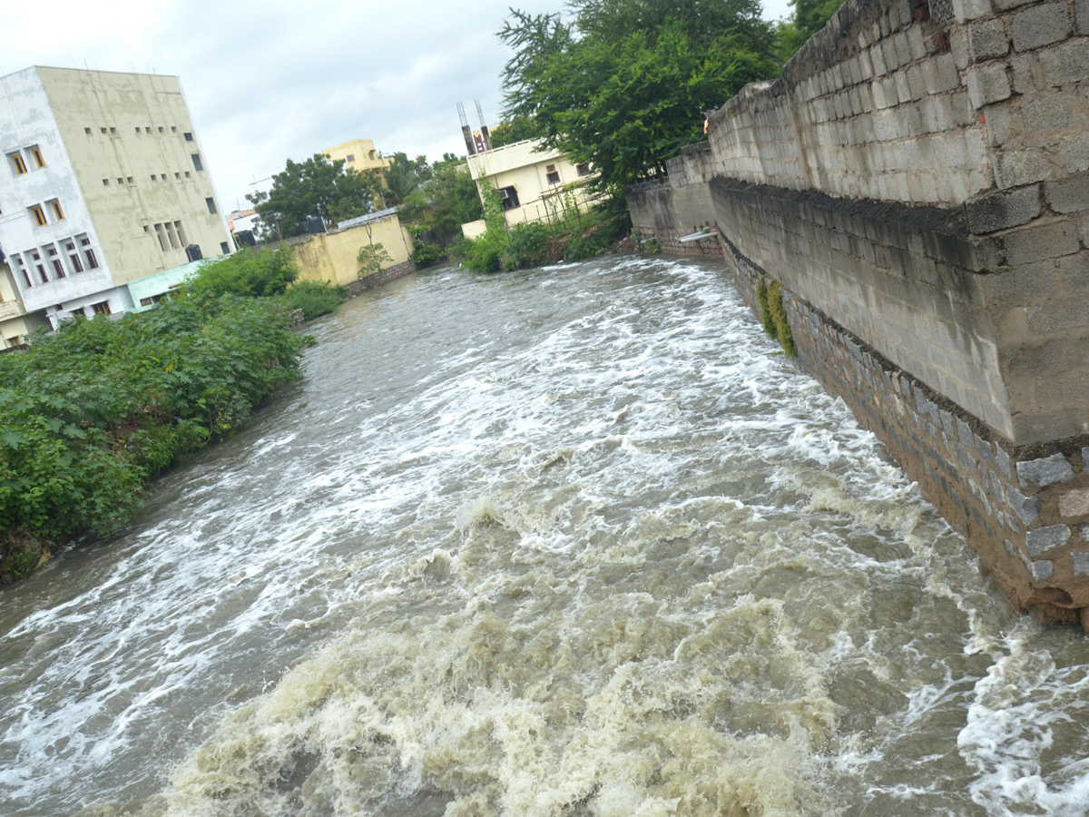 heavy rains in hyderabad Photo Gallery - Sakshi2