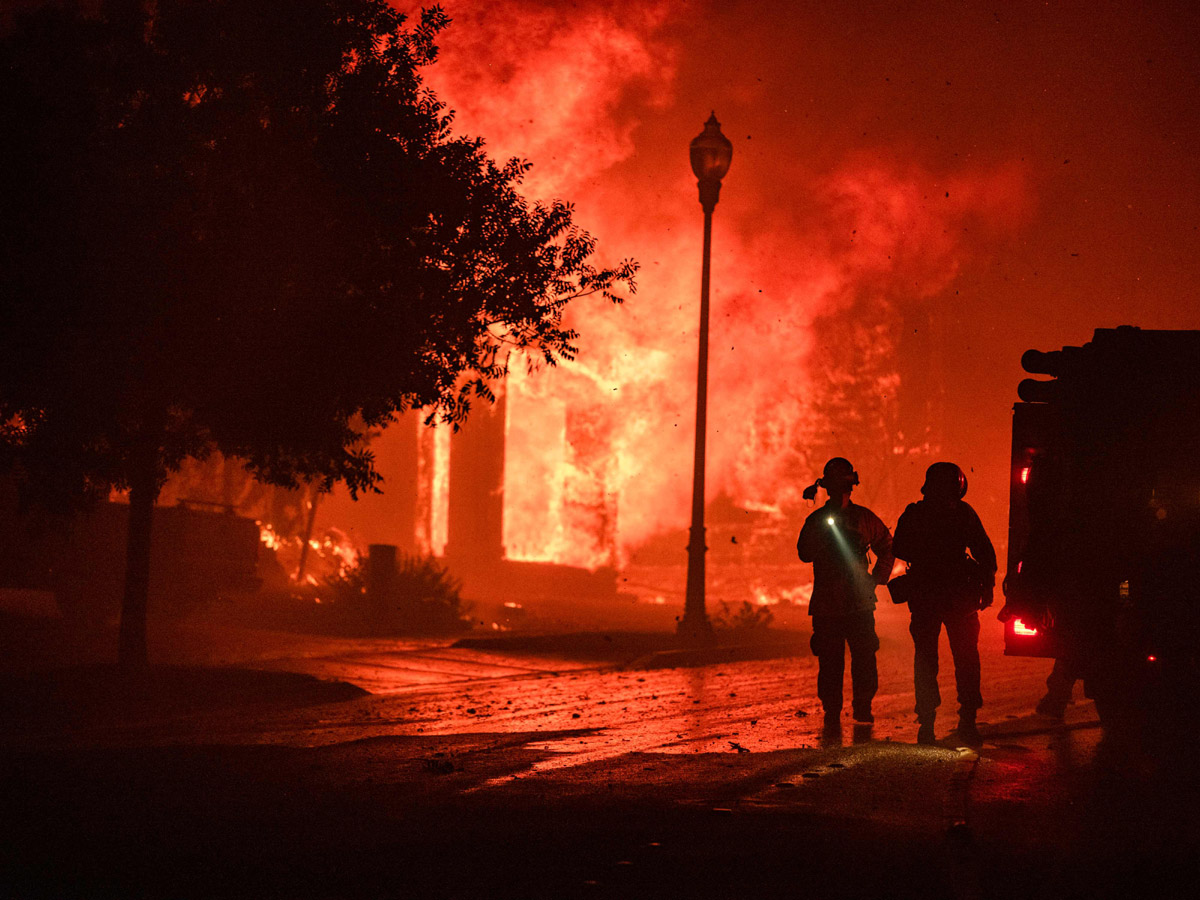 California wildfires erupt in wine country Photo Gallery - Sakshi2