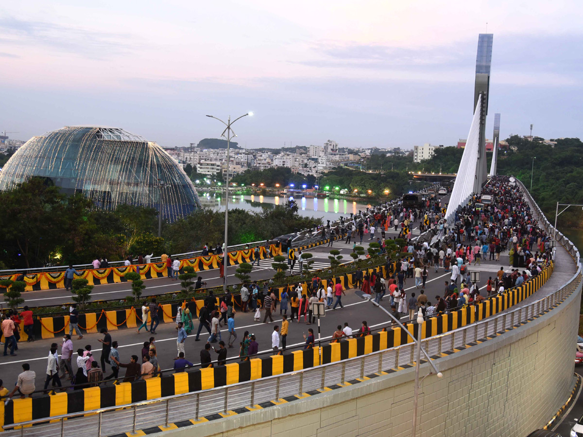 Durgam Cheruvu Bridge Night View Photos - Sakshi11