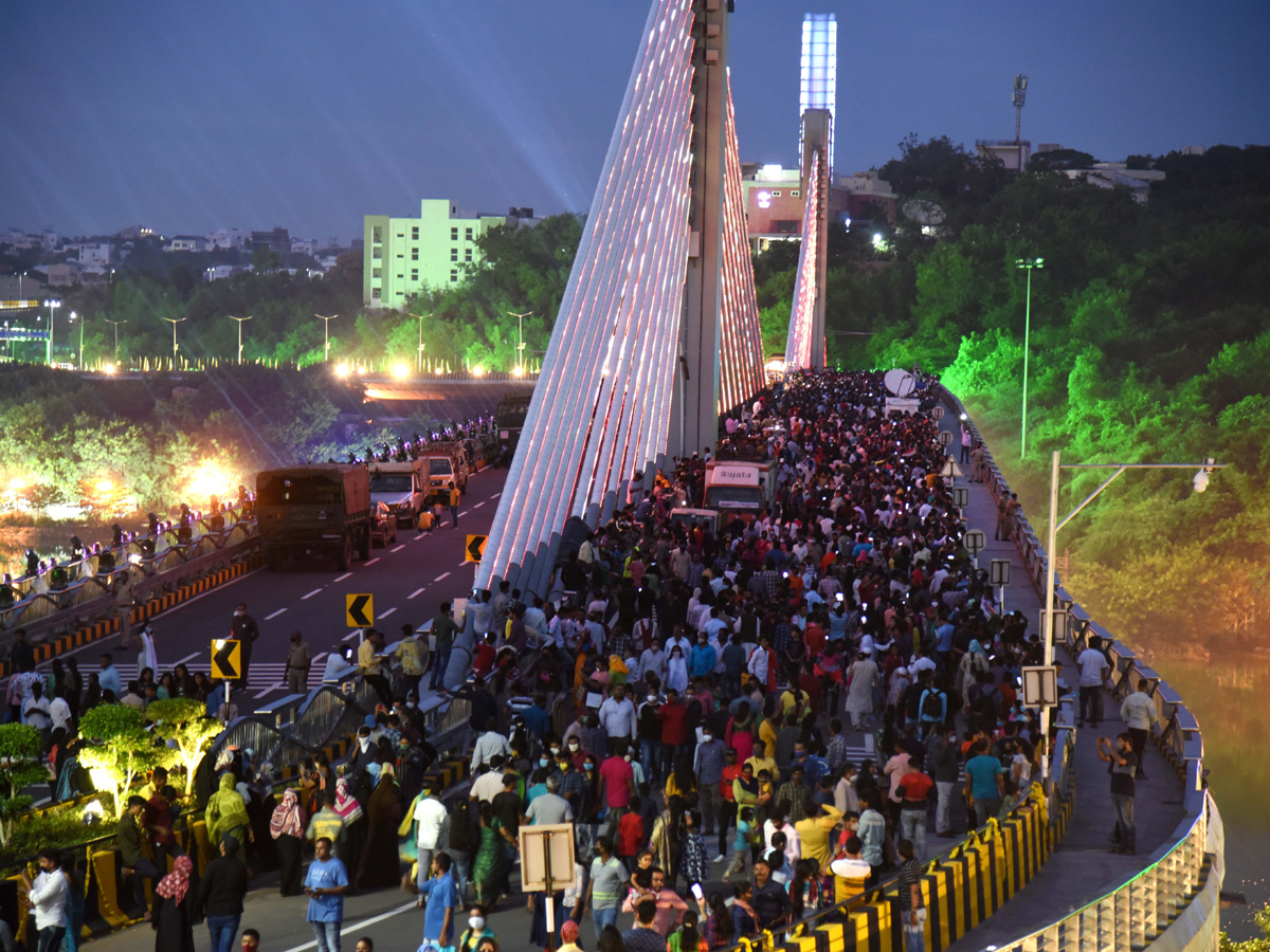 Durgam Cheruvu Bridge Night View Photos - Sakshi21