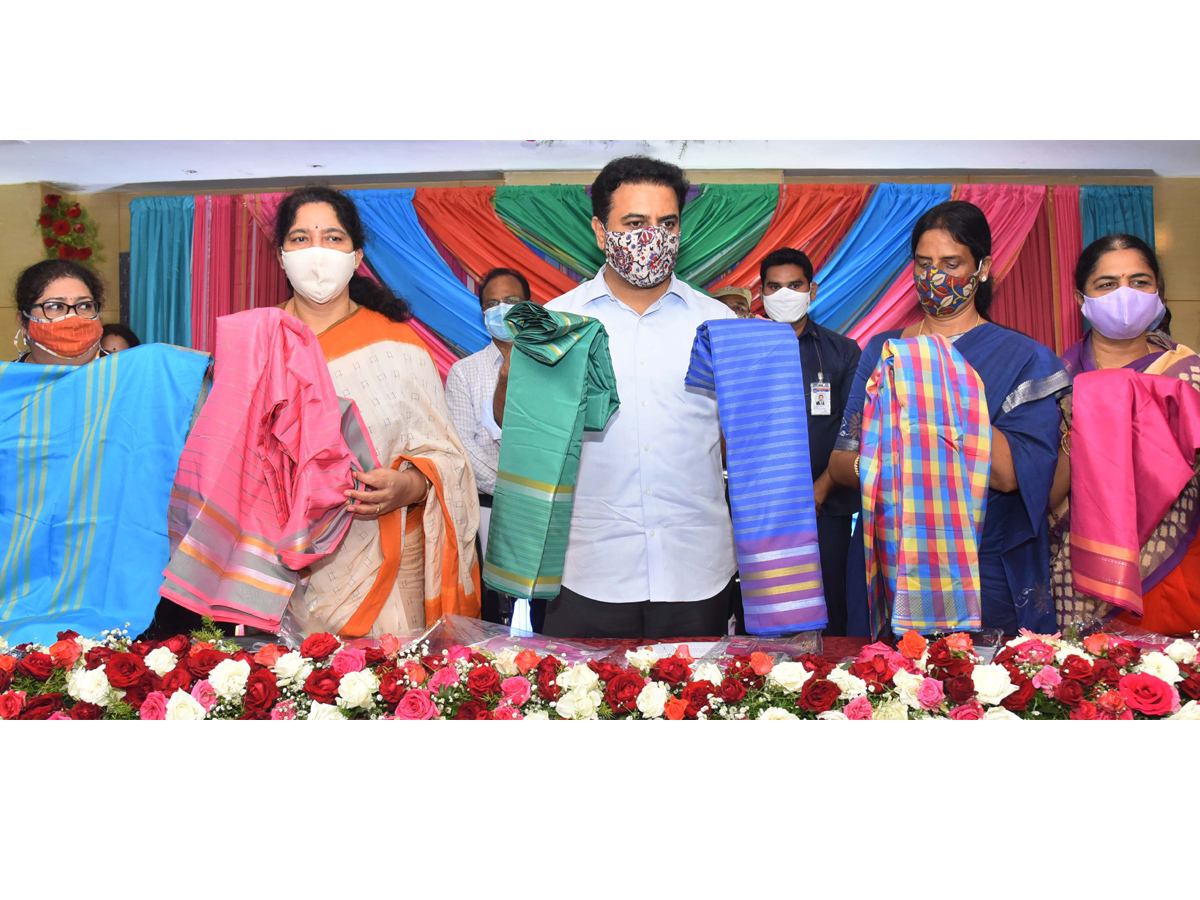 Bathukamma Sarees Expo 2020 Photo Gallery - Sakshi9