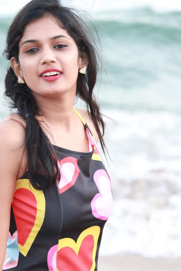 Bigg Boss 4 Ariyana Glory Exclusive Photo Gallery - Sakshi17