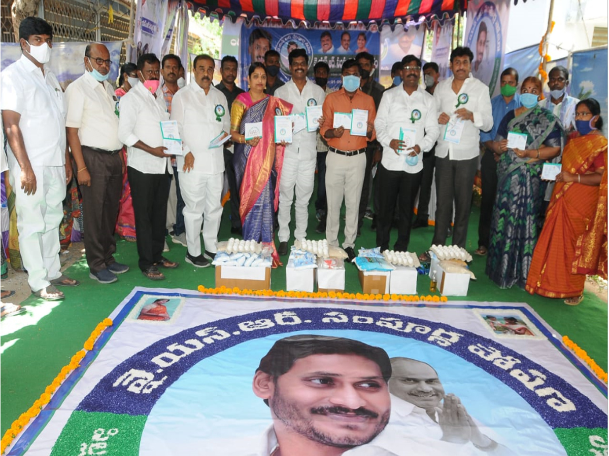 CM YS Jagan‌ Launched YSR Sampurna Poshana Schemes Photo Gallery - Sakshi7