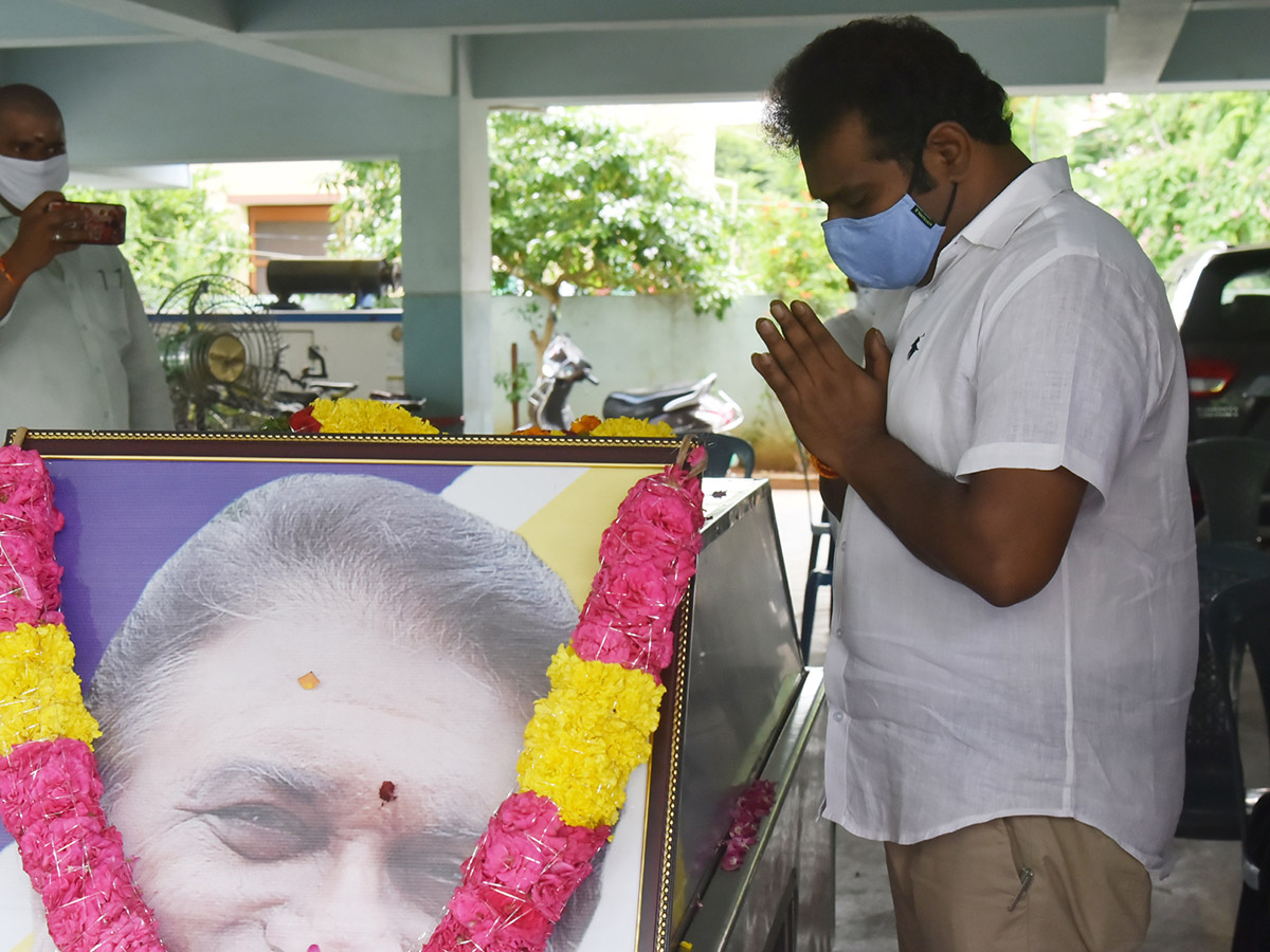 Actor Jayaprakash Reddy Passes Away  - Sakshi17