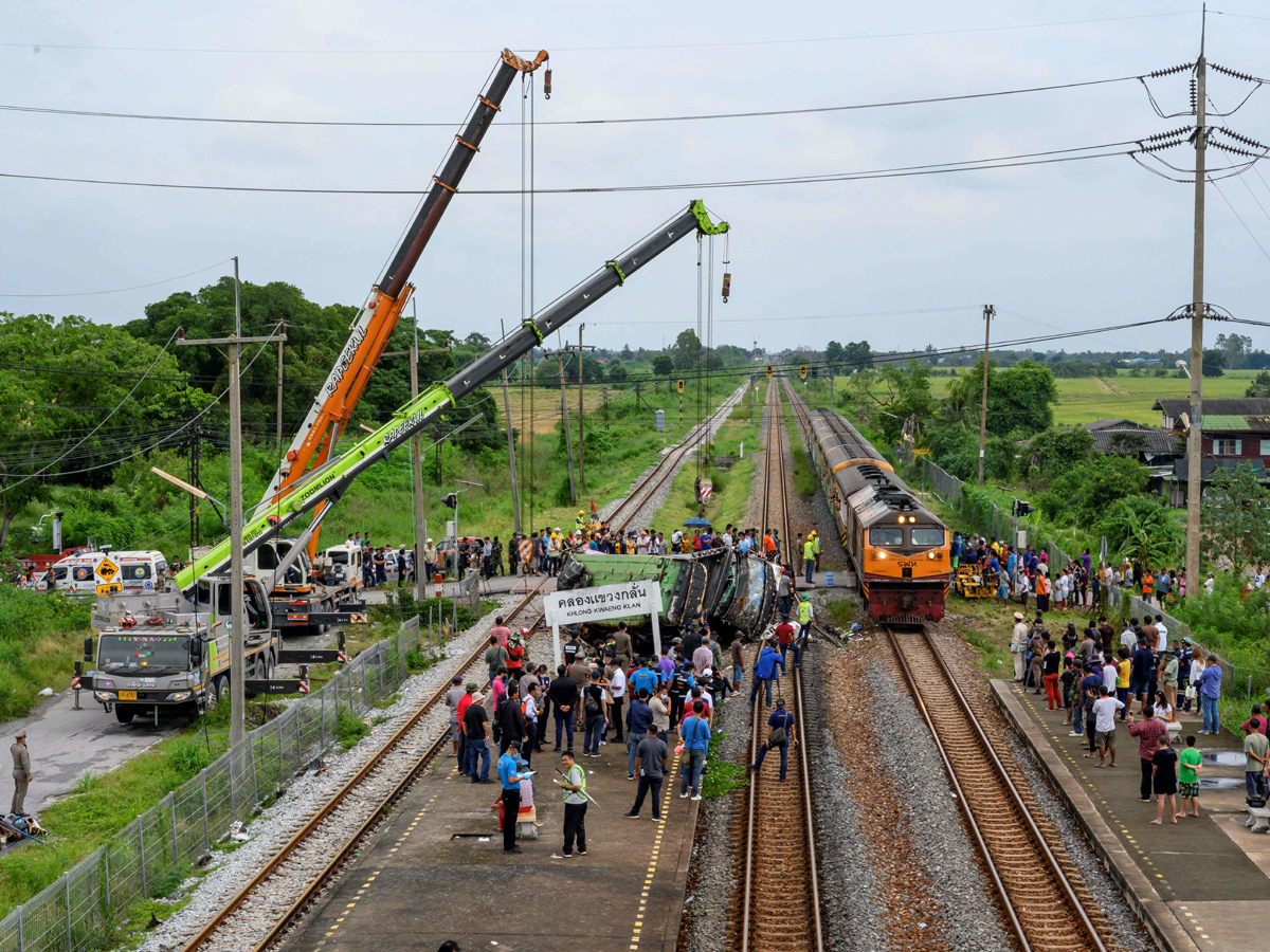 thailand bus crash Photo Gallery - Sakshi12