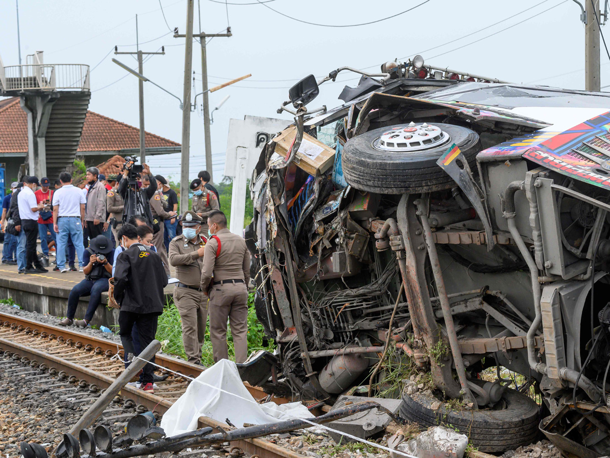 thailand bus crash Photo Gallery - Sakshi16