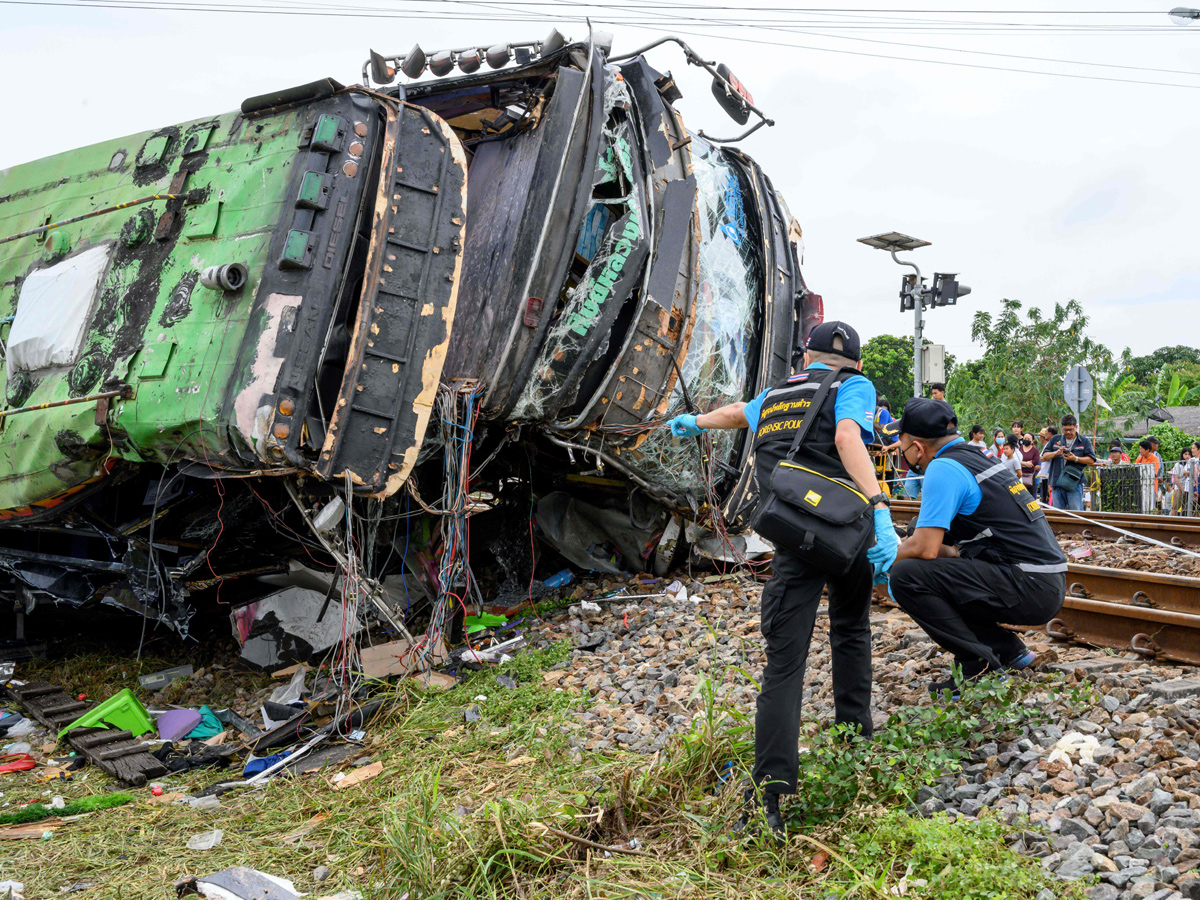 thailand bus crash Photo Gallery - Sakshi3