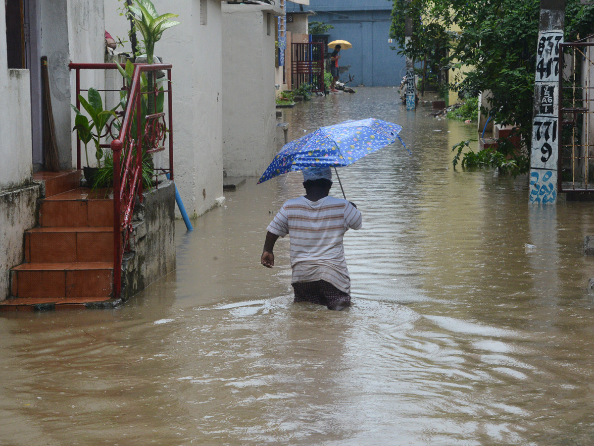 Heavy Rain Warning Issued For Andhra Pradesh Photos - Sakshi6