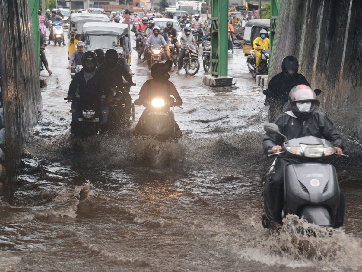 Heavy Rain Warning Issued For Andhra Pradesh Photos - Sakshi8