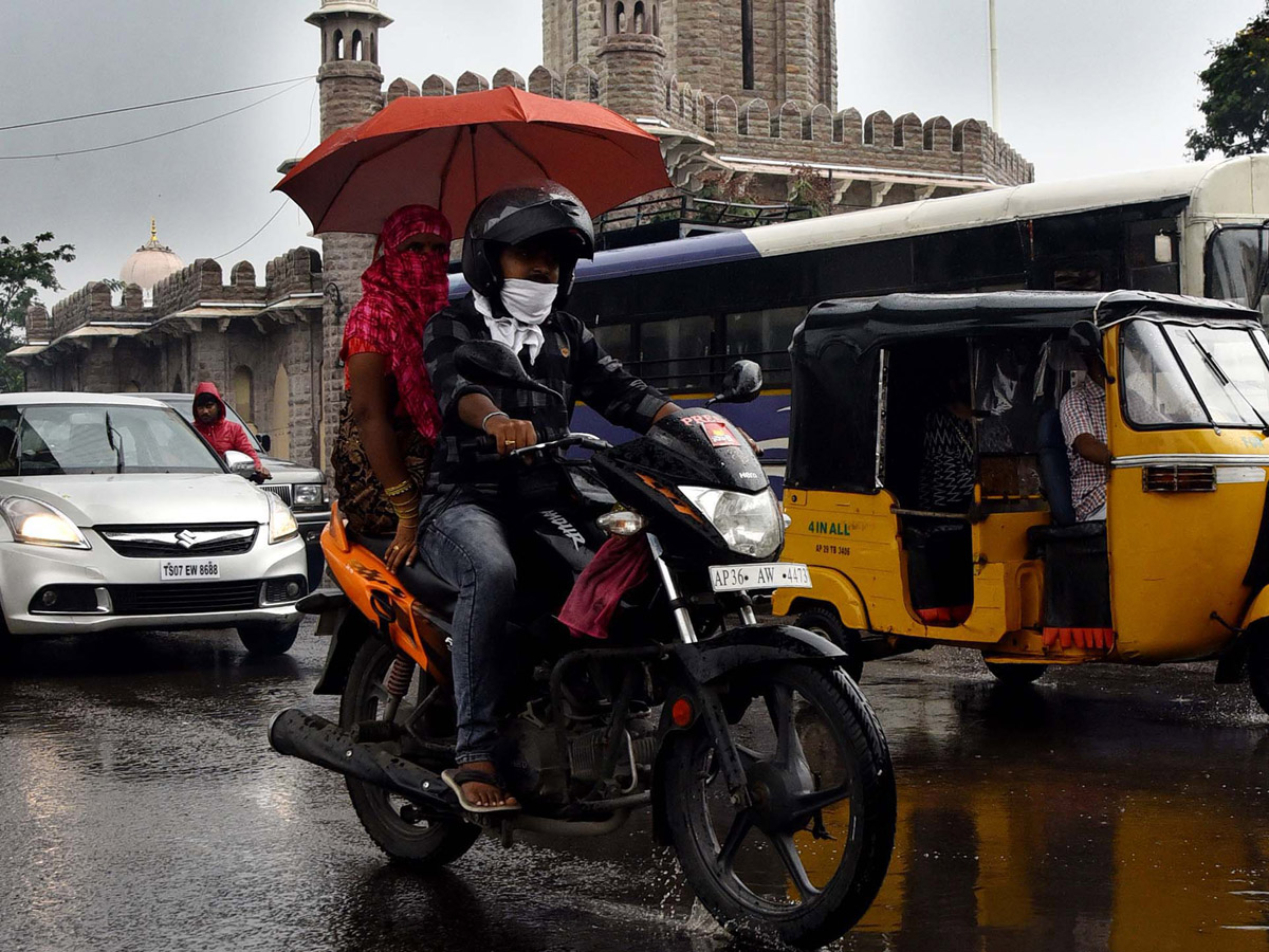 heavy rains in hyderabad - Sakshi34