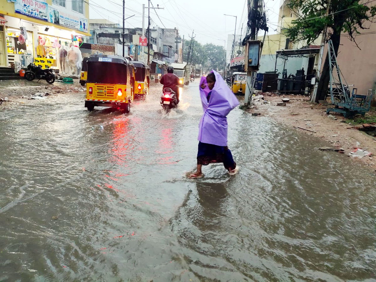 Heavy Rain In Hyderabad - Sakshi6