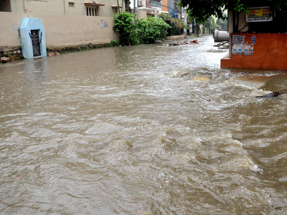 Heavy Rain In Hyderabad - Sakshi8