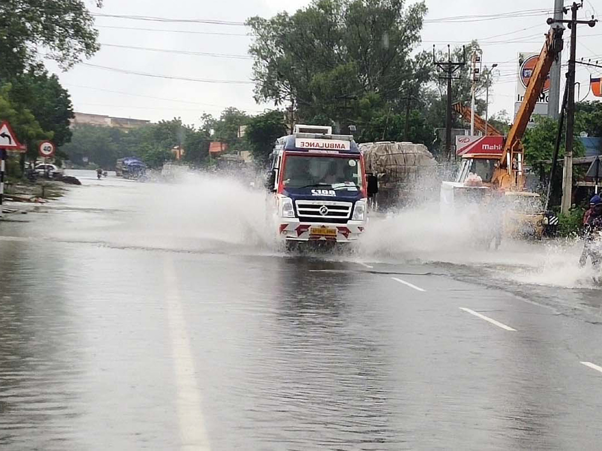 Heavy Rain In Andhra Pradesh Telangana - Sakshi25