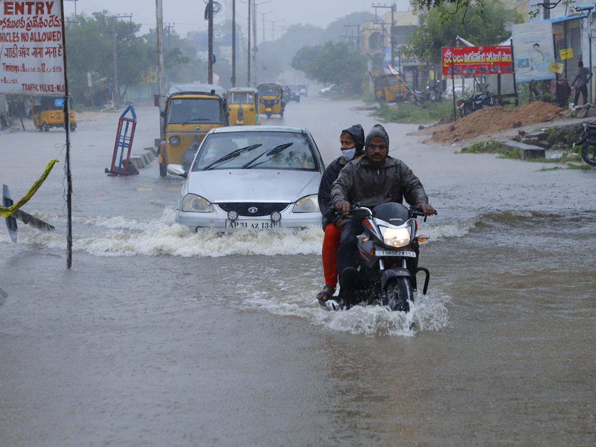 Heavy Rain In Andhra Pradesh Telangana - Sakshi29