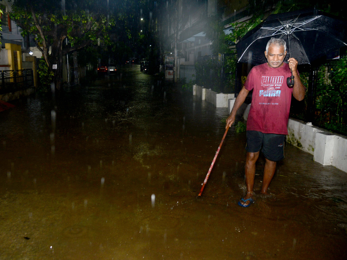 Heavy Rain In Hyderabad - Sakshi15