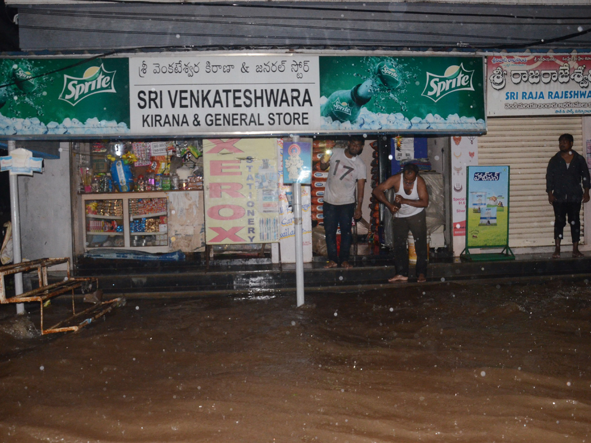 Heavy Rain In Hyderabad - Sakshi24