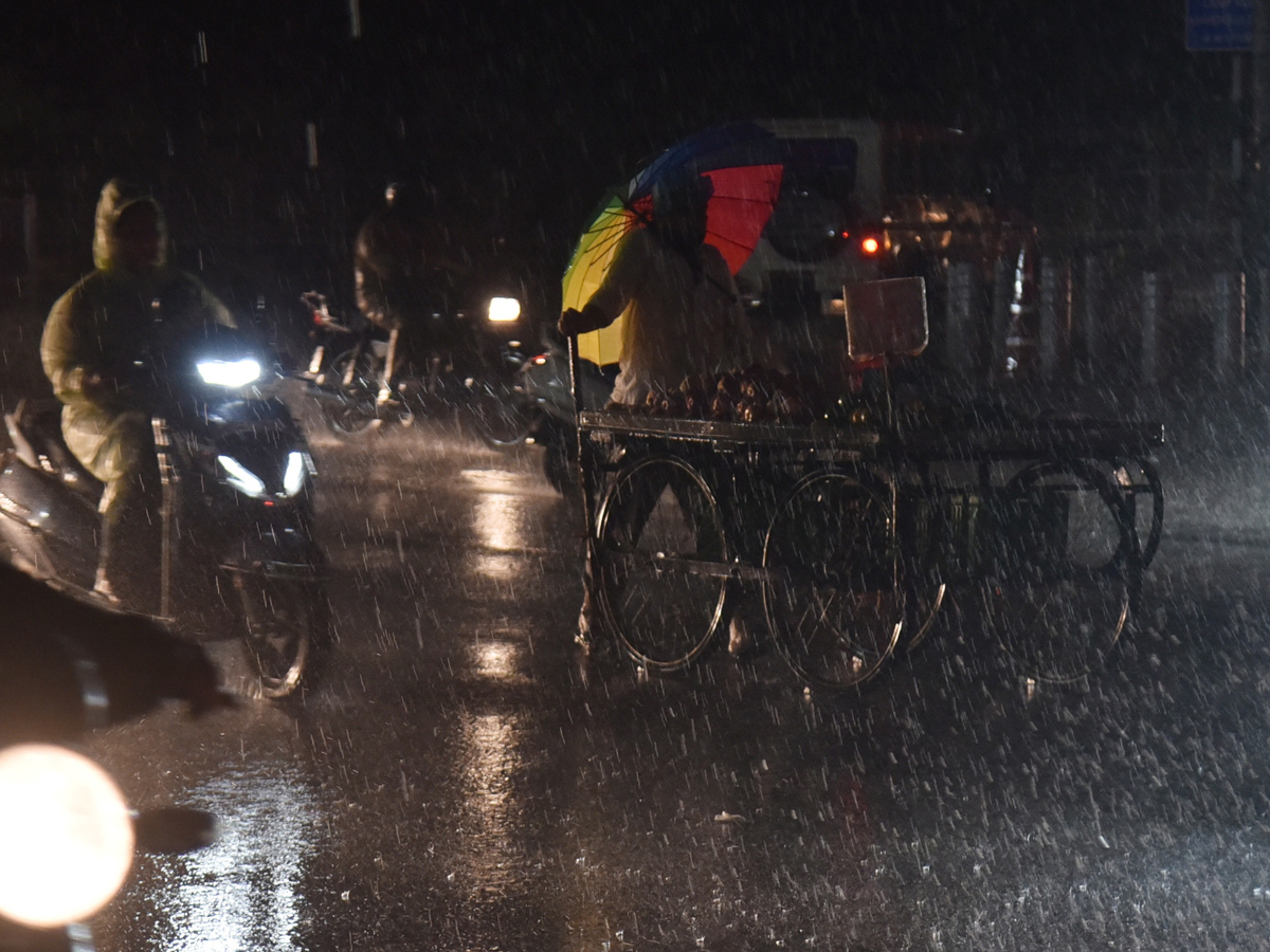 Heavy Rain In Hyderabad - Sakshi27