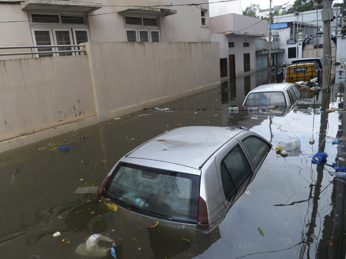 Heavy rains in Hyderabad Photos - Sakshi28