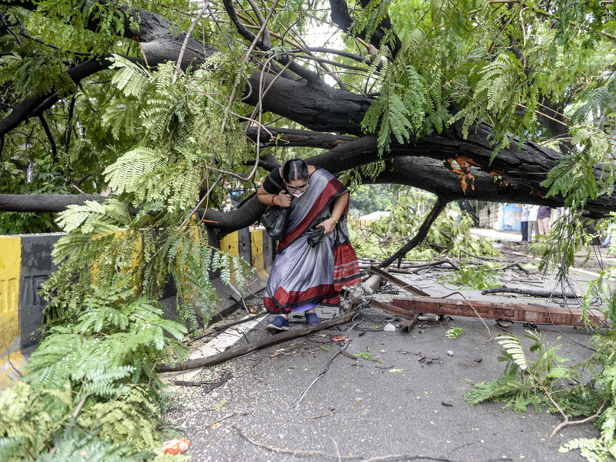 Heavy rains in Hyderabad Photos - Sakshi37