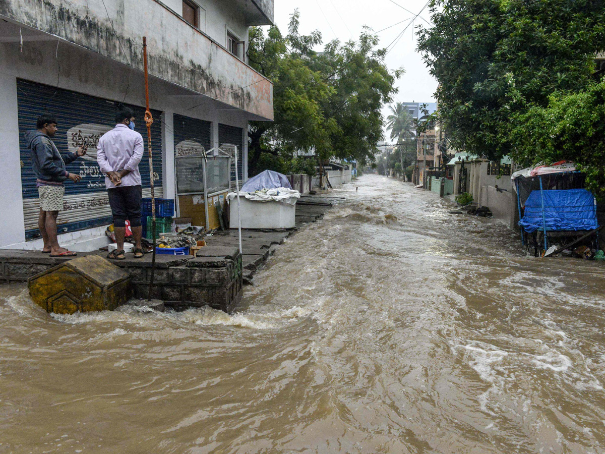 Heavy rains in Hyderabad Photos - Sakshi40