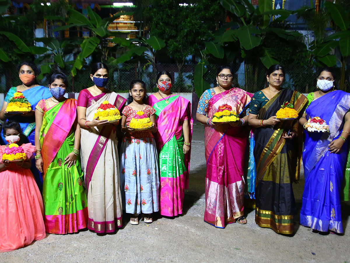 Bathukamma Festival Celebrations Kukatpally Photo Gallery - Sakshi13