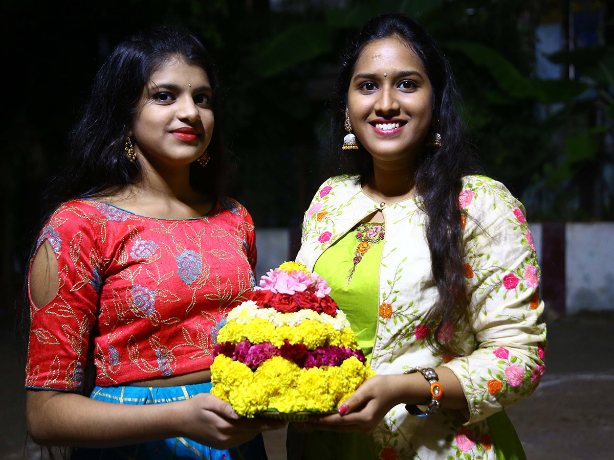 Bathukamma Festival Celebrations Kukatpally Photo Gallery - Sakshi2