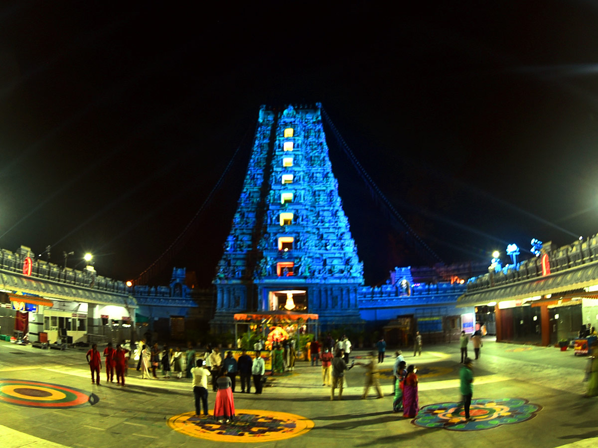 Durga Navaratri 2020 in Kanakadurga Temple Vijayawada Photos - Sakshi6