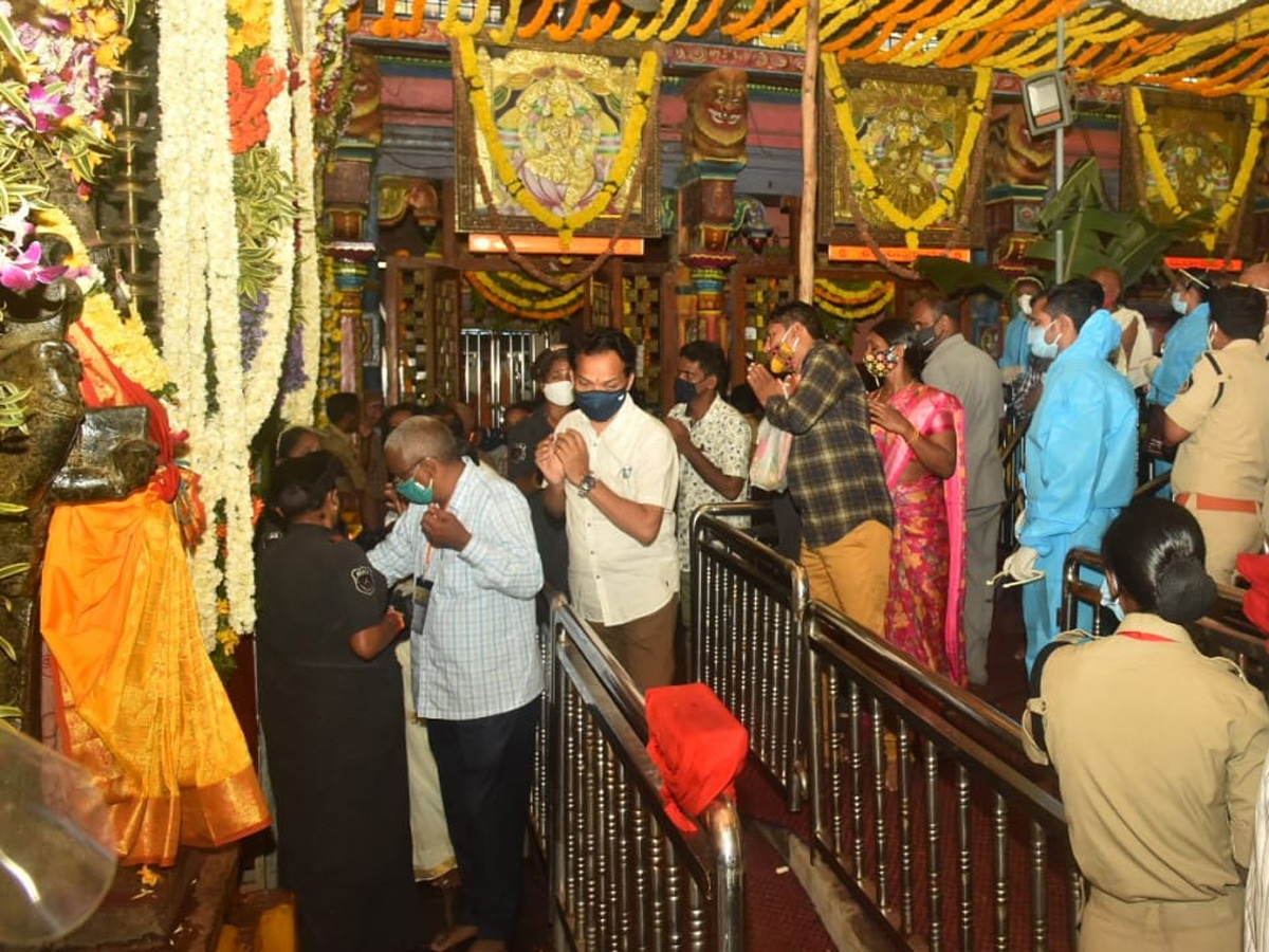 dussehra sharan navaratri festival in indrakiladri - Sakshi17