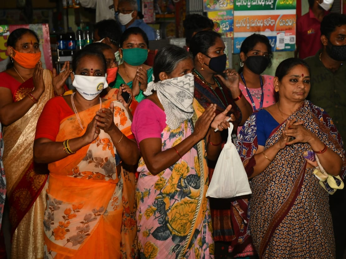  AP CM YS Jagan Clapping for Village Volunteers Photo Gallery - Sakshi15