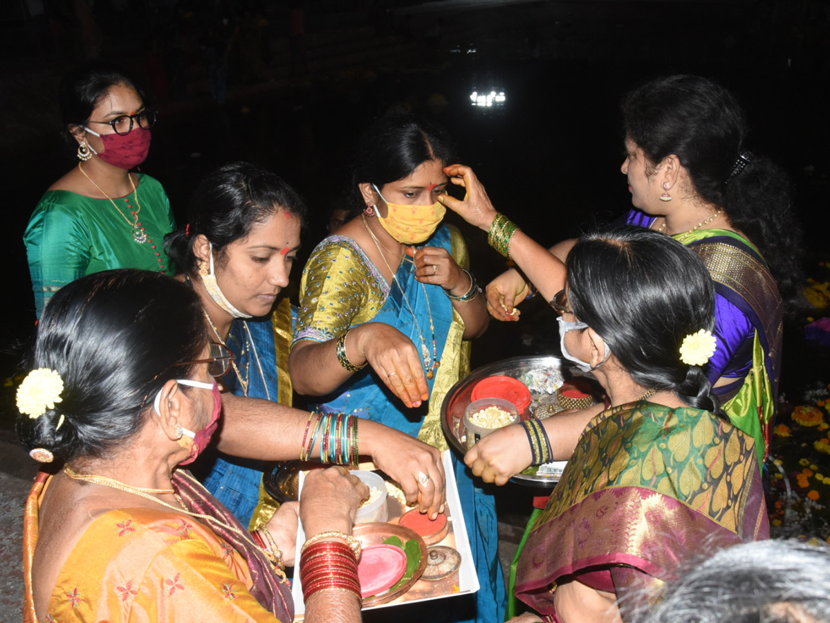 Bathukamma Celebrations 2020 At Telangana Photo Gallery - Sakshi12